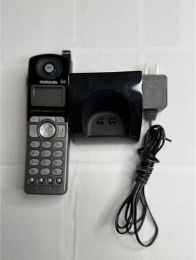 motorola dect 6.0 cordless phone Handset W/charging Base & Power Adapted